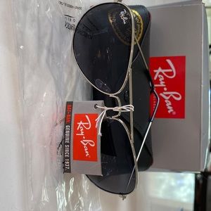 Ray Ban Aviator Sunglasses